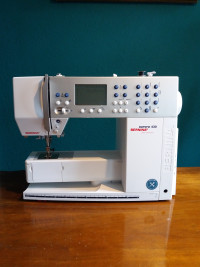 Bernina Aurora 430 (Näh­maschine)